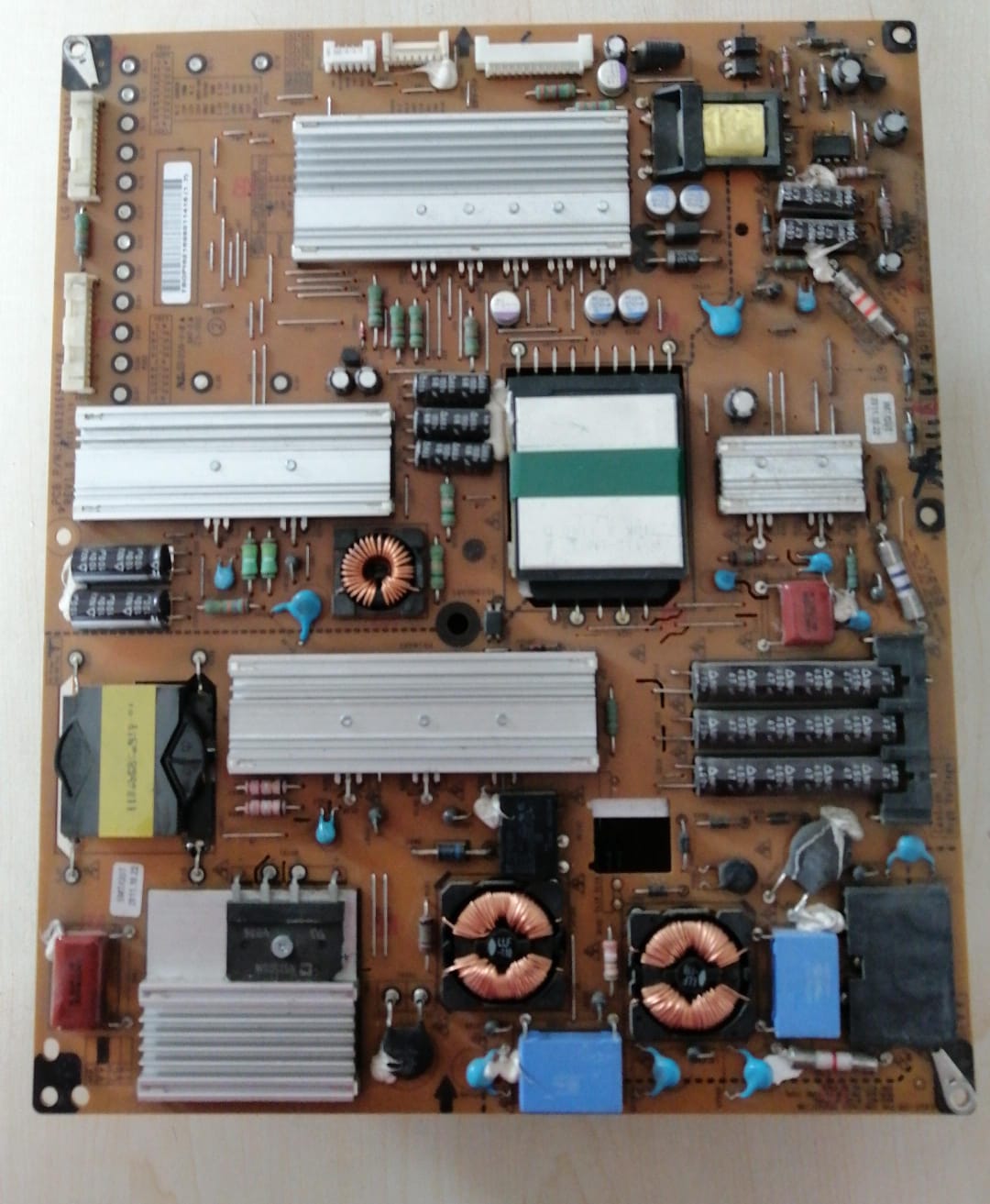 EAX62865401/8 LG BESLEME Ürünlerimiz 2. el olup ustalarımız tarafından kontrol edildikten sonra satılmaktadır geri iade yoktur
