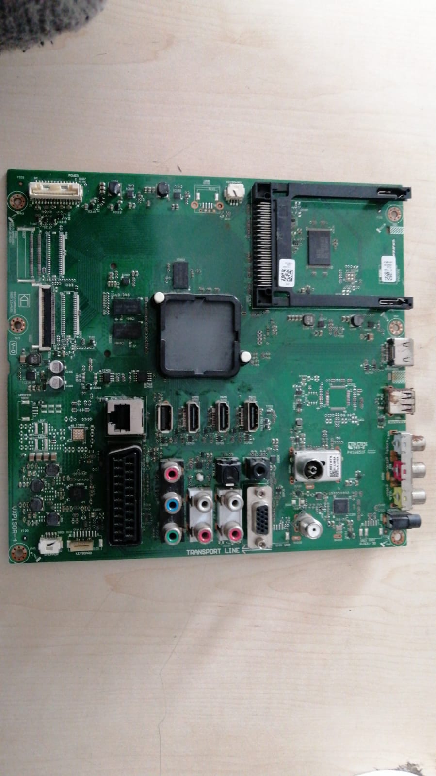 VXP190R-4 ARÇELİK ANAKART Ürünlerimiz 2. el olup ustalarımız tarafından kontrol edildikten sonra satılmaktadır geri iade yoktur