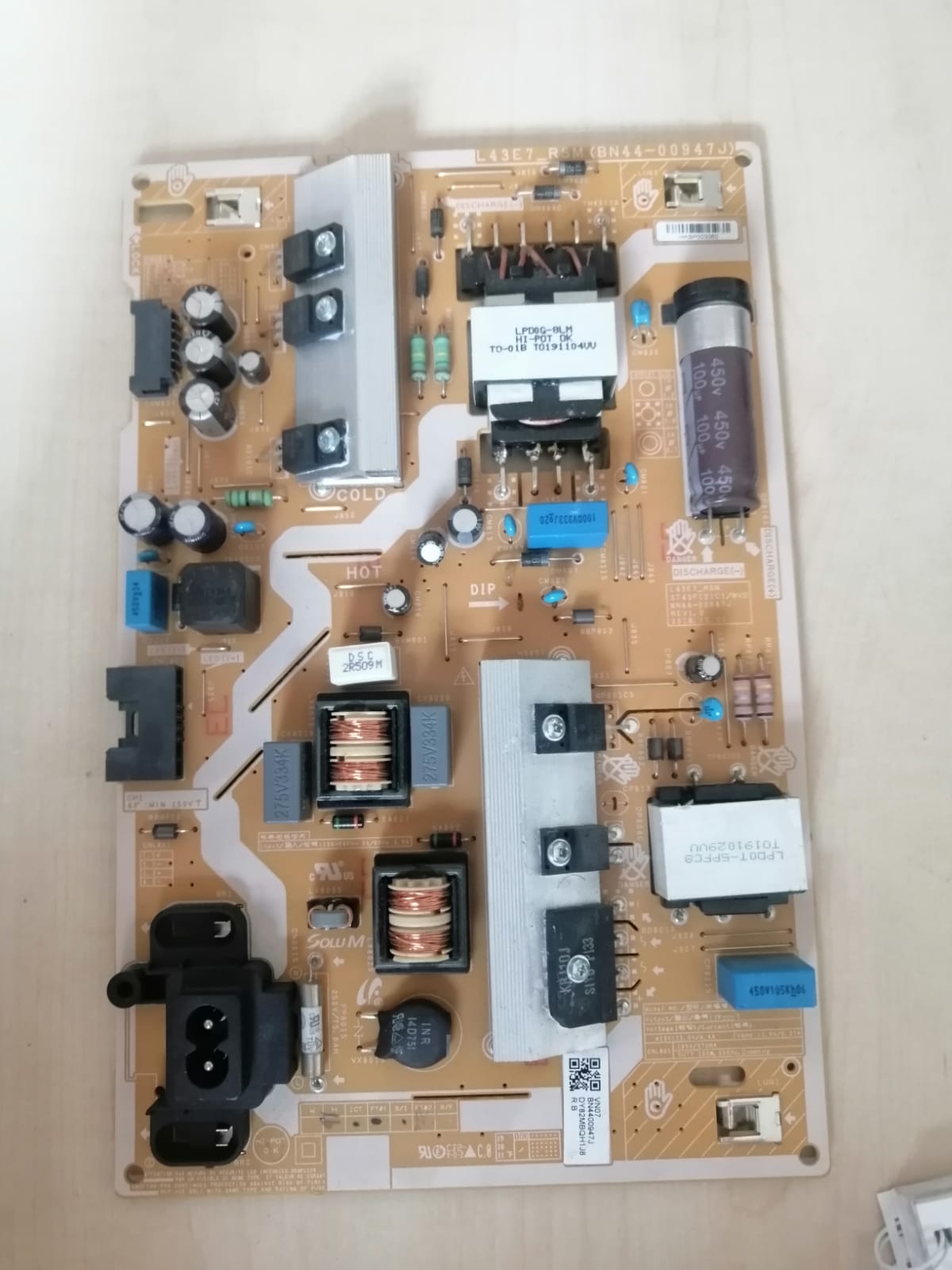 BN440094J SAMSUNG BESLEME Ürünlerimiz 2. el olup ustalarımız tarafından kontrol edildikten sonra satılmaktadır geri iade yoktur